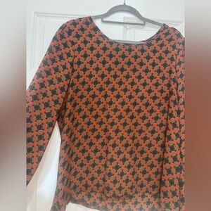 Women's Red Patterned Long-Sleeve Scoop Neck Top